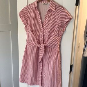 Vineyard Vines red seersucker dress Sz 8